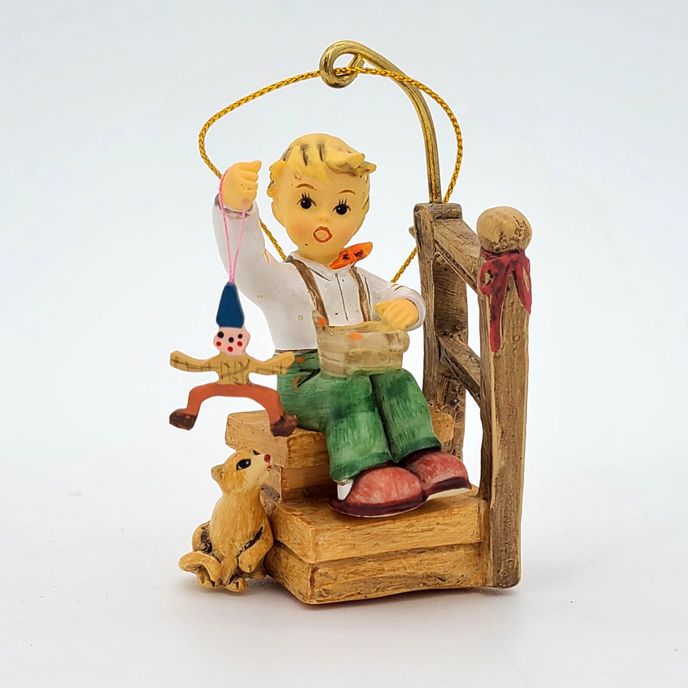 M.I. Hummel "Wishes Come True" Ornament #935503 Excellent Condition